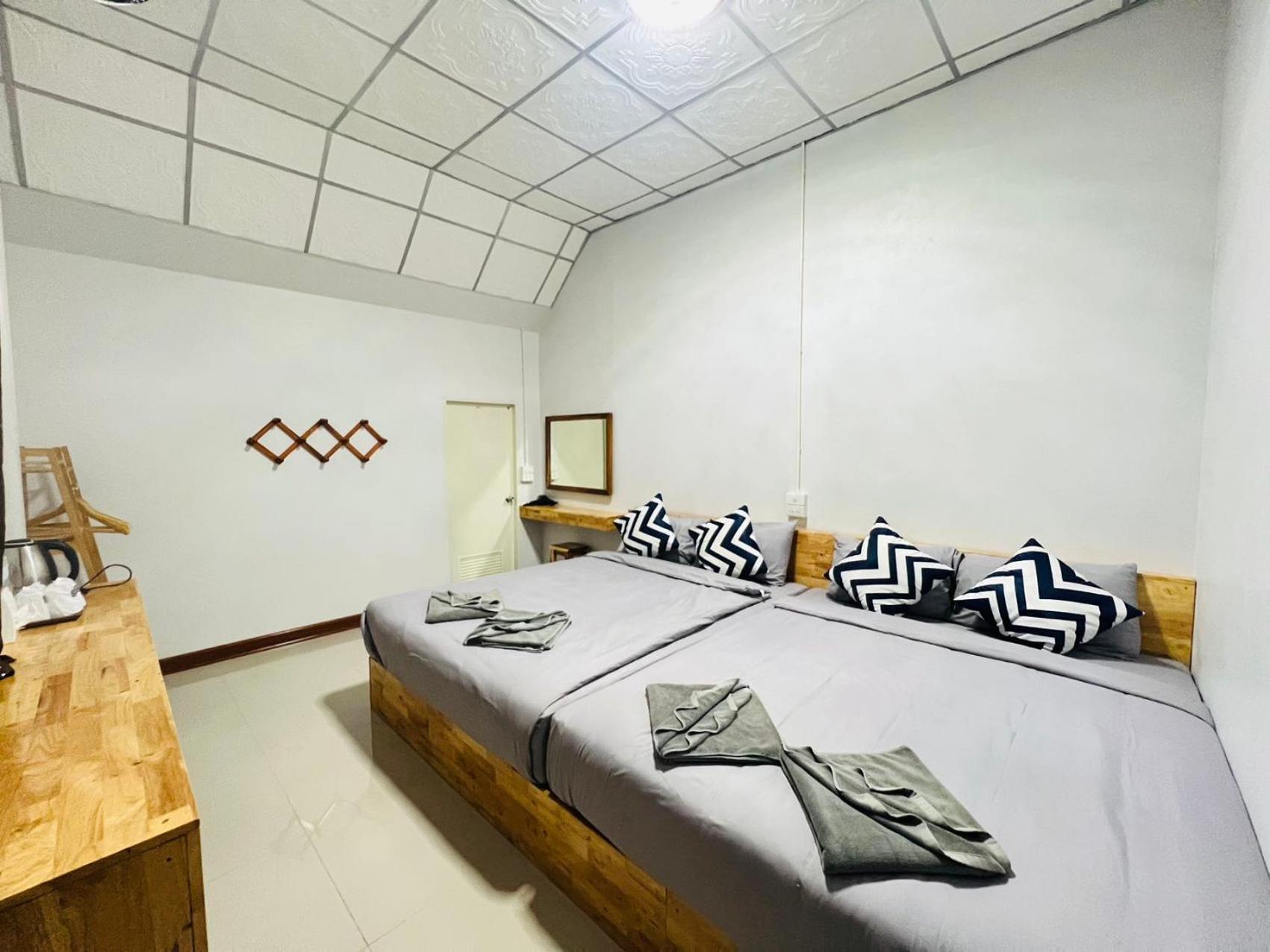 Lungwang Guest House Ban Rak Thai Eksteriør billede